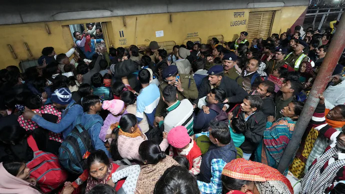 New Delhi railway station stampede