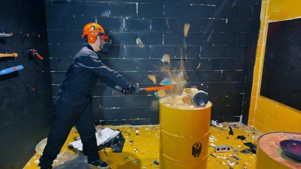 What Are Rage Rooms ? Is a Rage Room Good For Mental Health ?