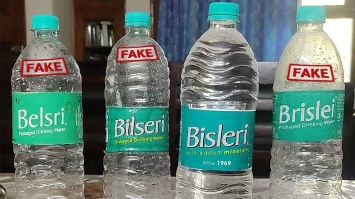 Bisleri Was Being Sold as Bilseri , Beaware To Drink Duplicate Brand