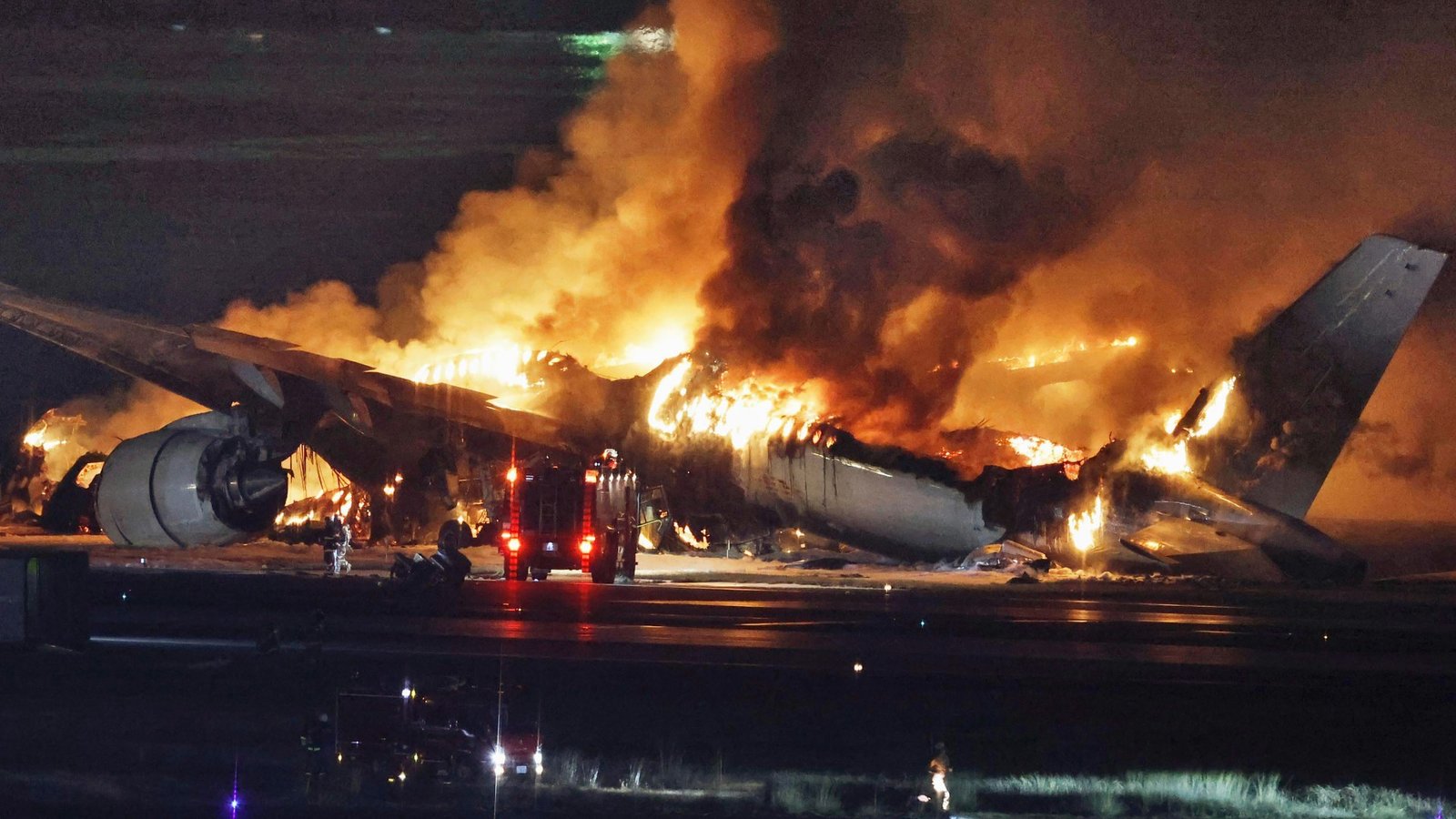 How Does A Fire Break Out In A Plane After Crash
