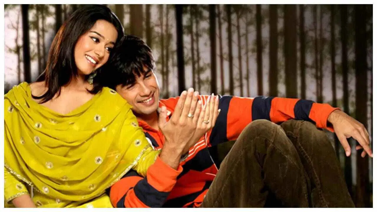 Vivah Hindi Movie Famous Dialogues – Shahid Kapoor , Amrita Rao