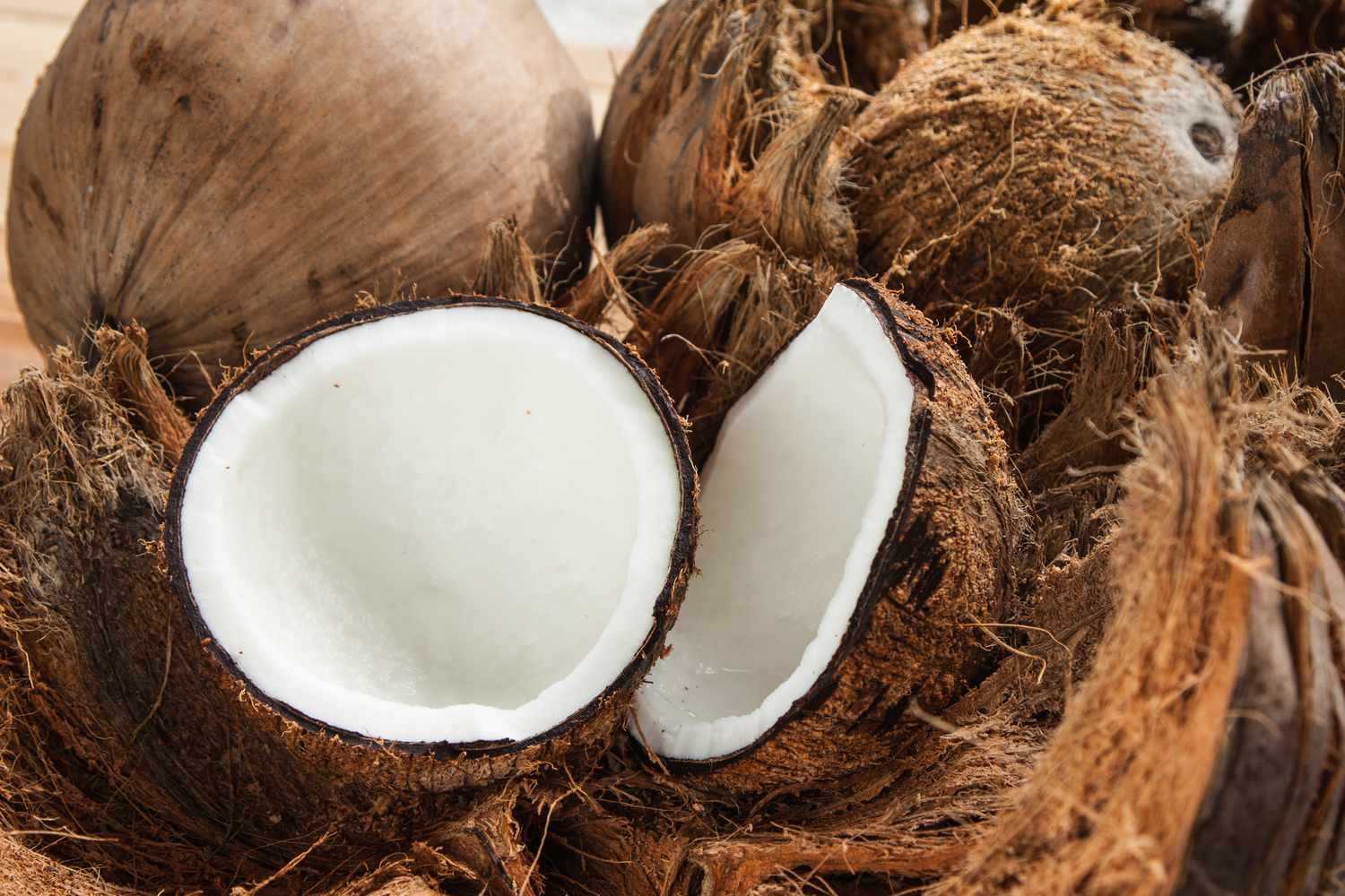 Health Benefits Of Eating Raw Coconuts: Good For Stomach