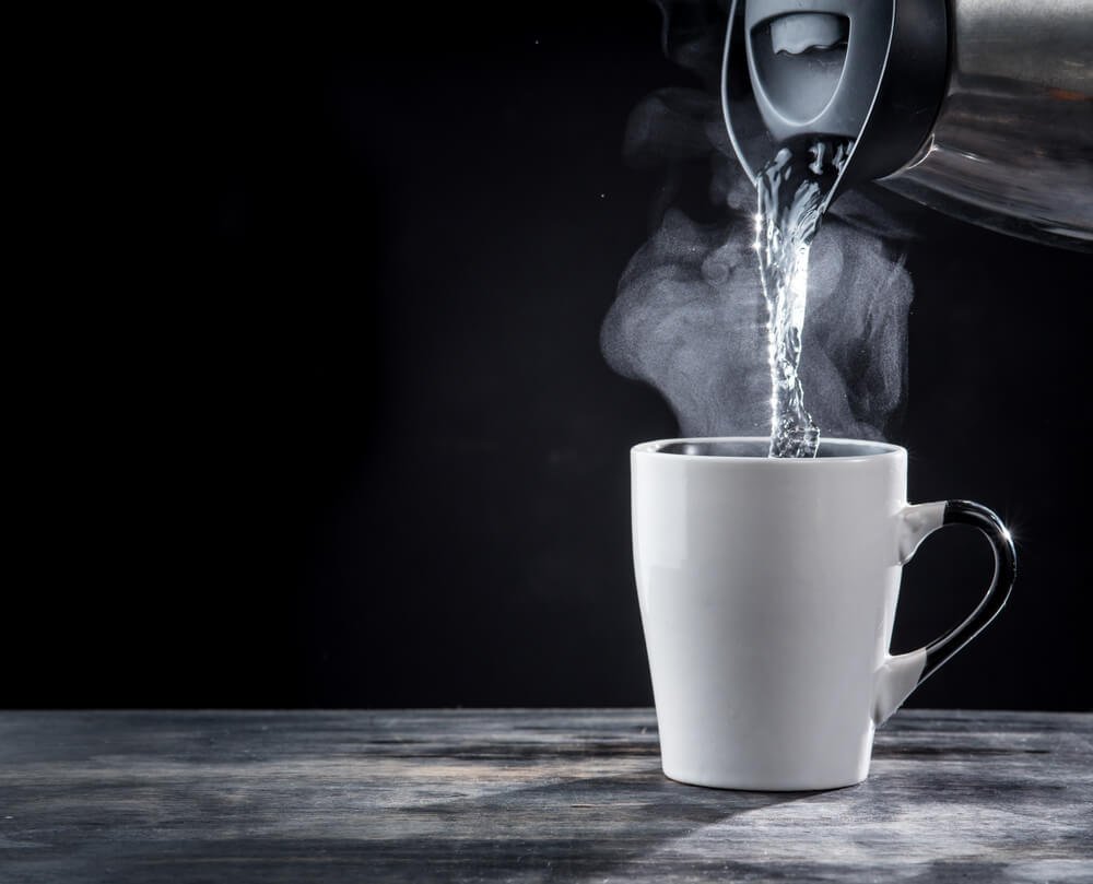 Warm Water Benefits : Drinking Hot Water After Waking Up In The Morning Gives A Magic Benefits .