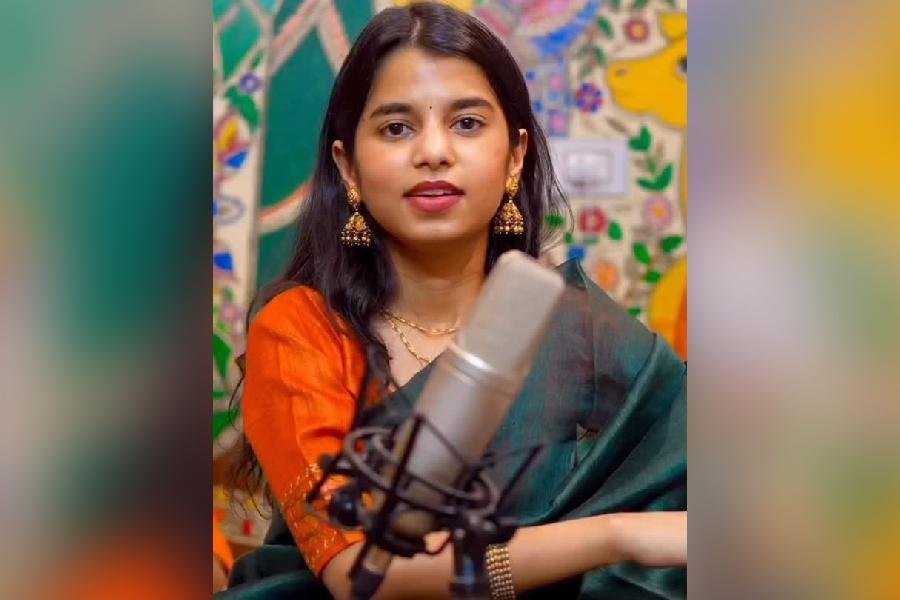 Maithili Thakur Net Worth: How much wealth does Maithili have? Cash, cars, and gold…