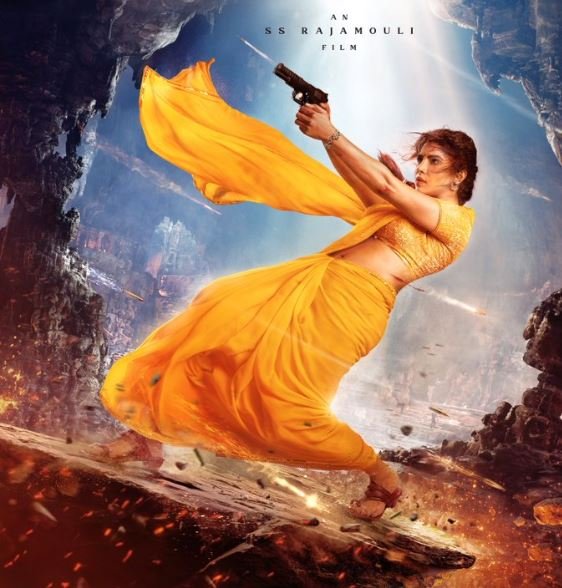 Priyanka Chopra First Salary : What Was Her First Salary ? Now She’s Earning 30 Crores For A Rajamouli Film