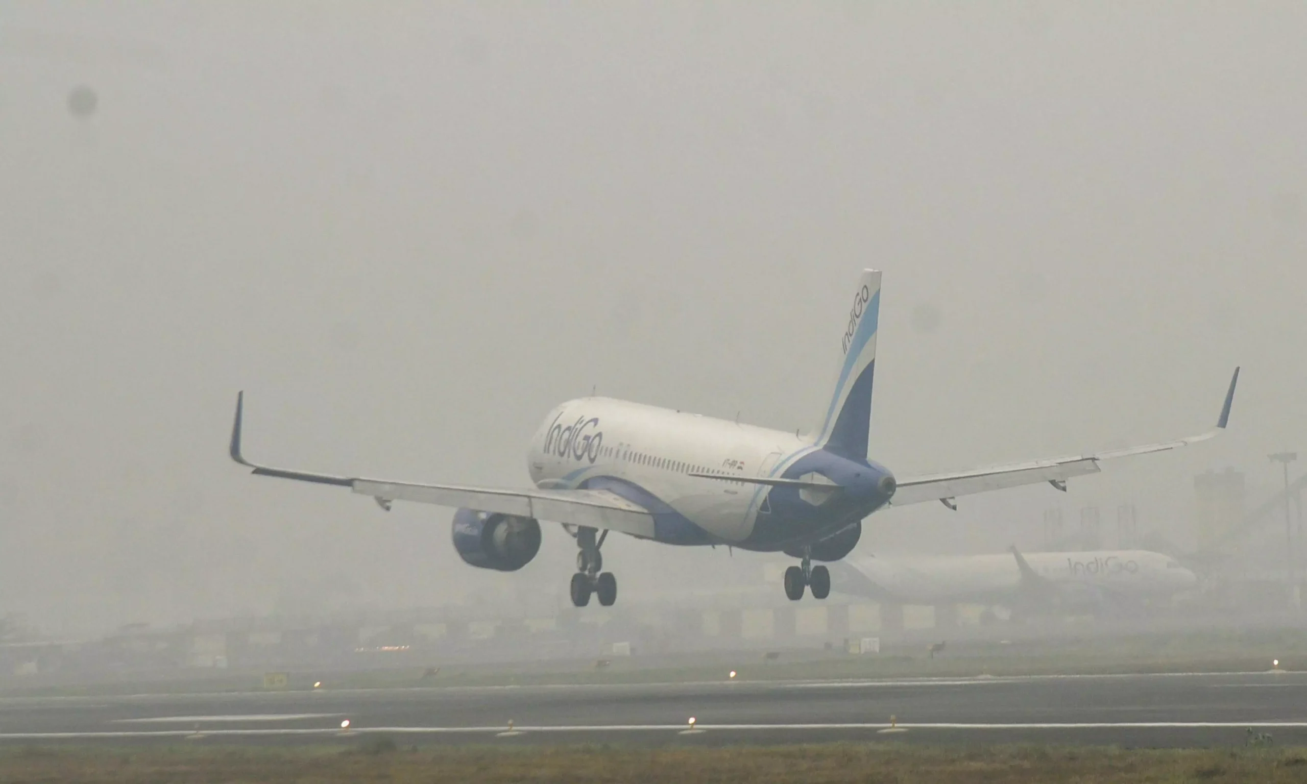 Severe Cold Grips North India; 129 Flights Cancelled in Delhi, Snowfall Likely in Hills
