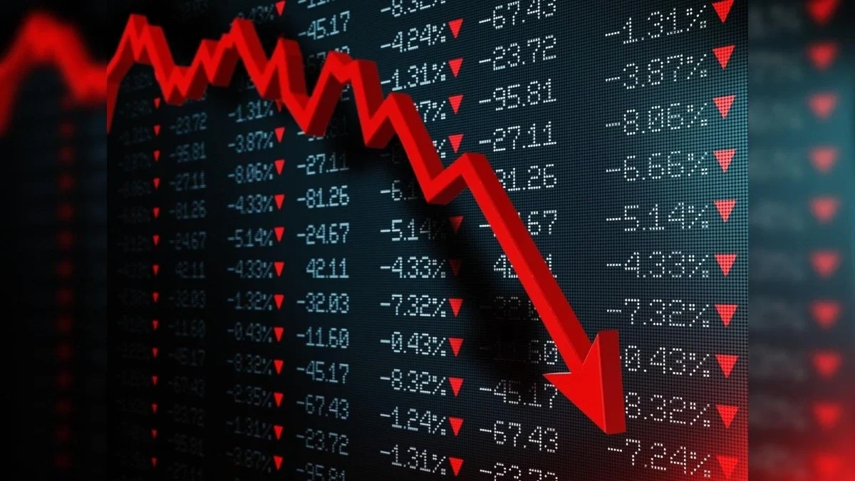 Global Weakness Hits India; Sensex, Nifty Close Sharply Down