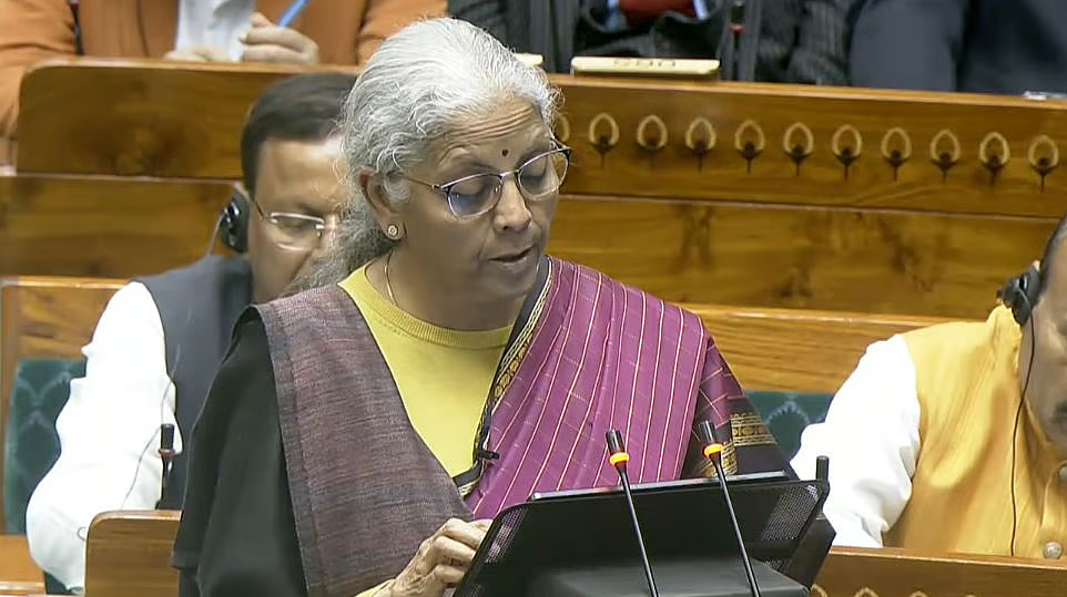 Union Budget Focuses on Religious Tourism Corridors, 10,000 Guides to Be Trained