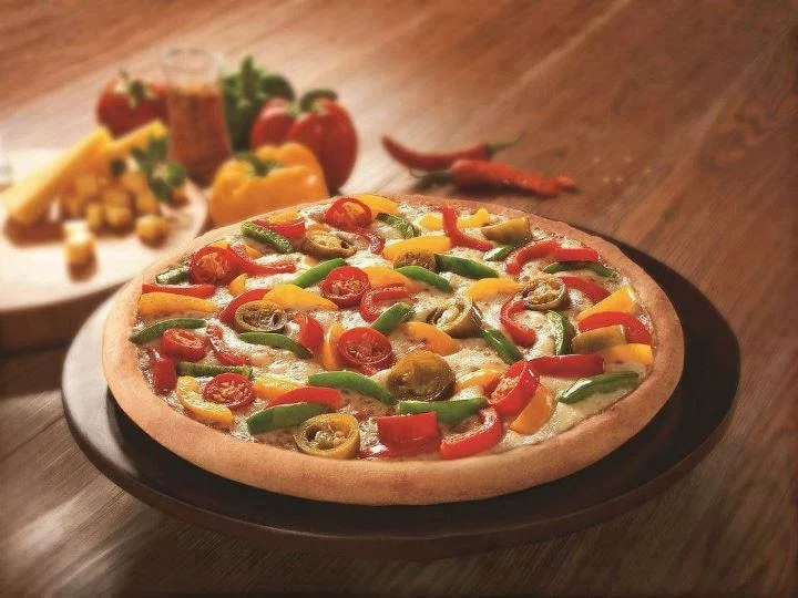 Great Offer From Domino’s , Free Pizza All Year Round