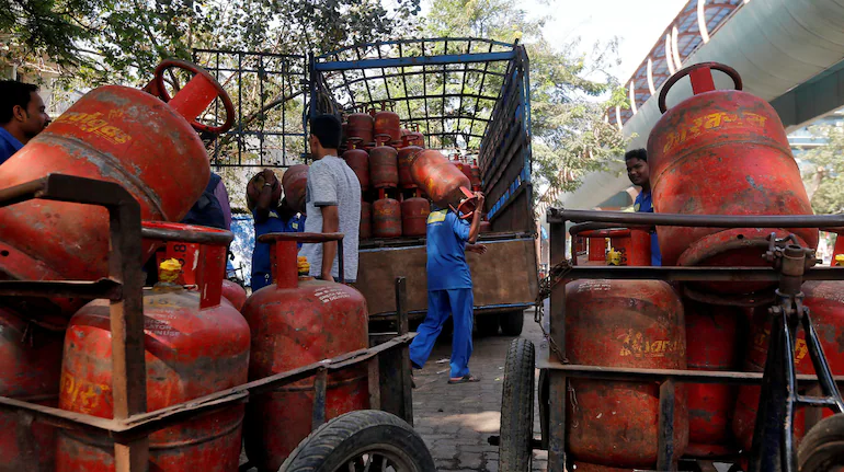 War Impact Reaches India: LPG Cylinder Price Increased