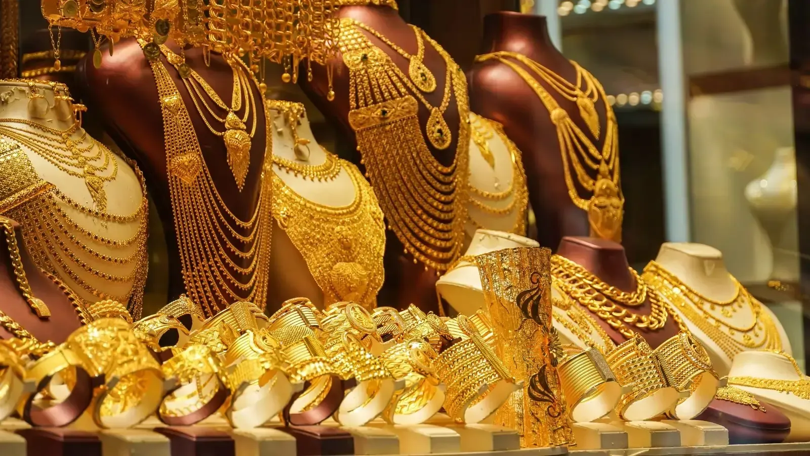 Gold, Silver Prices Surge Amid US-Iran Talks and War Developments