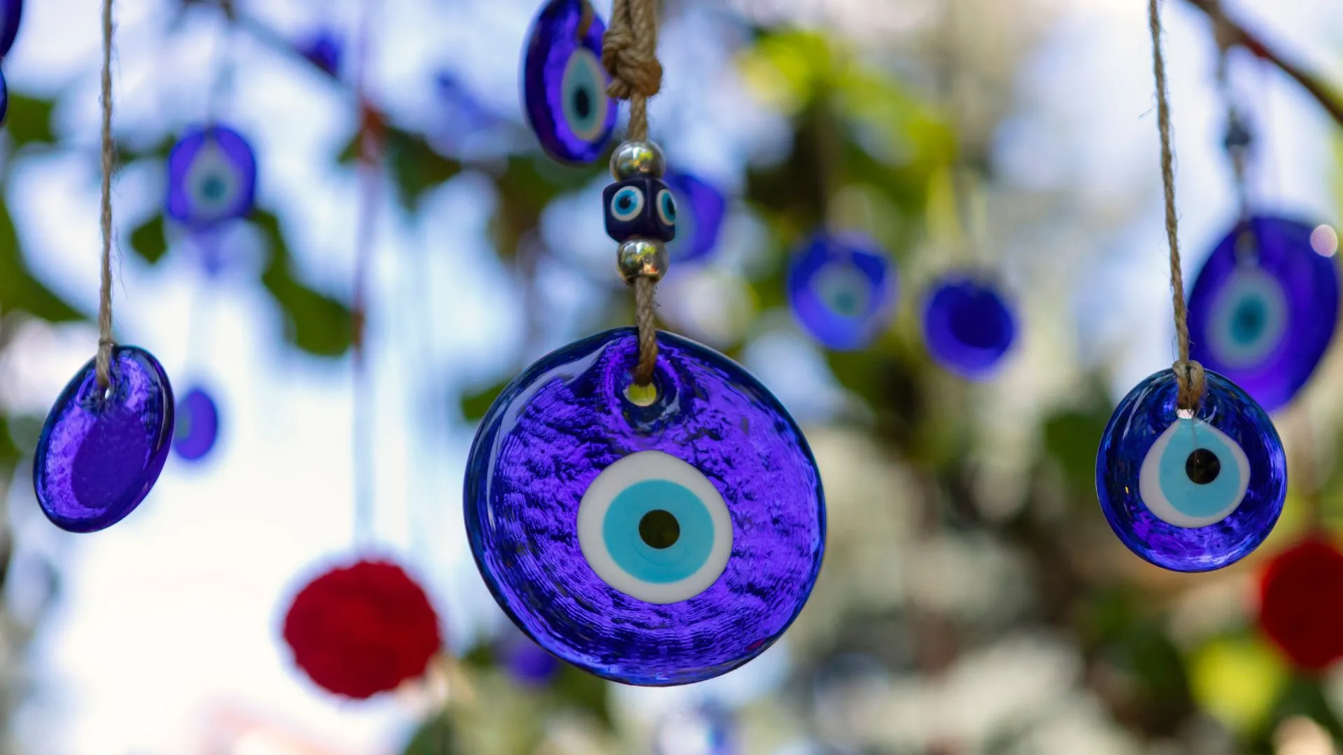 5 Simple Remedies to Rid Of Evil Eye on Sunday