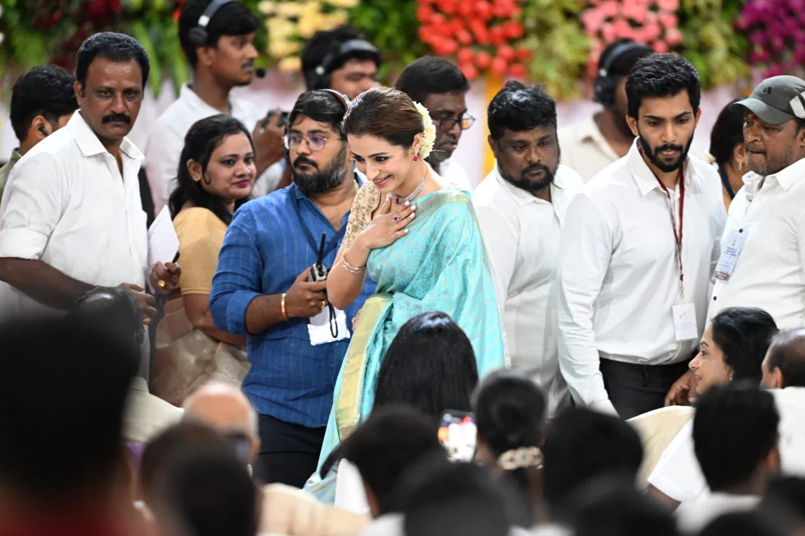 Vijay Oath Ceremoney : Trisha Arrives At Tears In Her Eyes Joy On Face , Thalapathy Father Becomes Emotional
