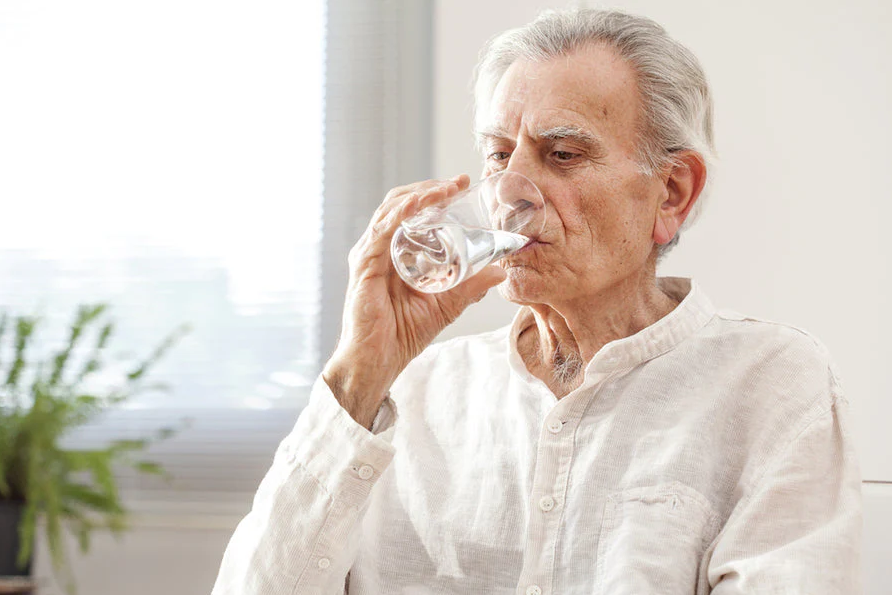 Elderly are more prone to summer dehydration, know tips  to stay safe